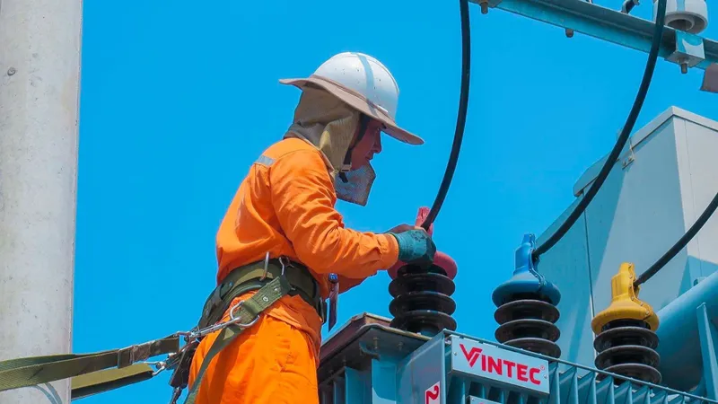 Minh bạch thủ tục với các nhà đầu tư điện tái tạo chuyển tiếp