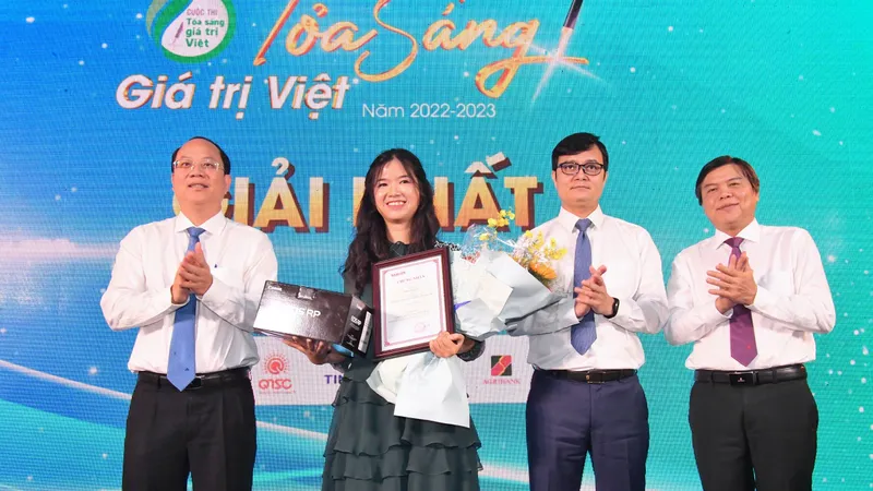 "Người không mang nhiệm vụ" đoạt giải Nhất cuộc thi "Tỏa sáng giá trị Việt" năm 2022-2023