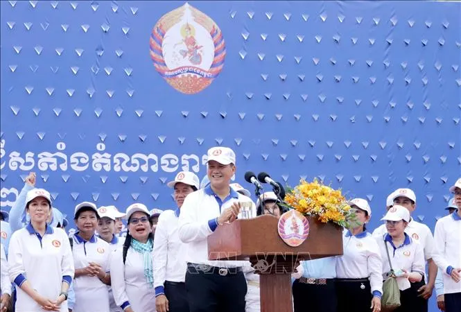 Ứng cử viên của đảng Nhân dân Campuchia (CPP) Hun Manet phát biểu trong cuộc vận động tranh cử ở Phnom Penh, ngày 21-7-2023
