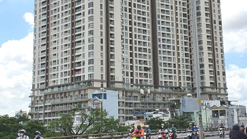 Cho thuê ngắn ngày căn hộ ở chung cư Millennium, TPHCM: Ảnh hưởng đến cuộc sống người dân