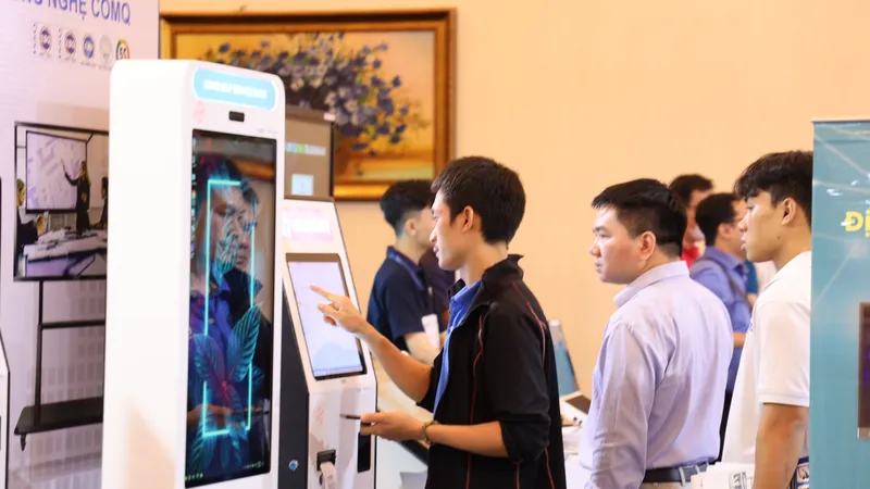Trình diễn nhiều giải pháp công nghệ hữu ích