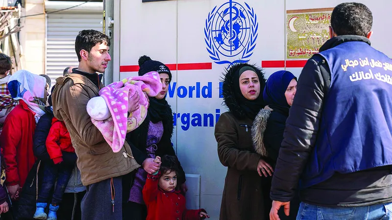Nhân viên Liên hợp quốc hỗ trợ nhu yếu phẩm cho người dân Syria