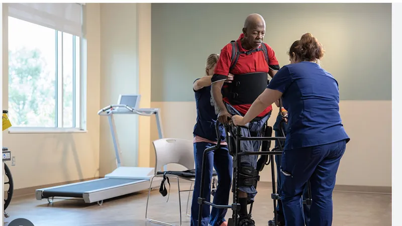 Tập thể dục sau khi đột quỵ làm mất khả năng vận động. Ảnh: Stroke.org