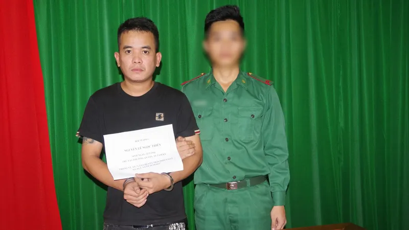 Bắt đối tượng đem cần sa từ Lào về Việt Nam qua đường cửa khẩu