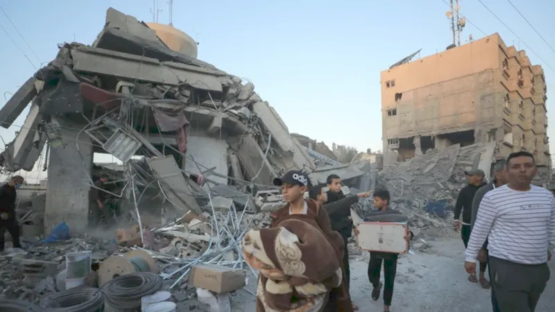 Cảnh đổ nát do cuộc xung đột Israel-Hamas tại thành phố Khan Younis, Dải Gaza, ngày 17-11-2023. Ảnh: THX