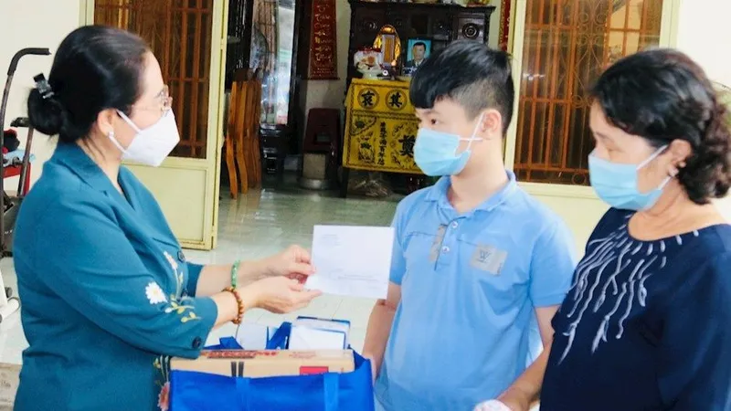 Đề xuất chính sách đặc thù chăm lo người cao tuổi, trẻ em mồ côi