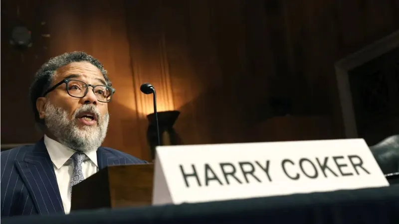 Ông Harry Coker Jr. từng đảm nhận vị trí Giám đốc Cơ quan Tình báo trung ương (CIA) và Giám đốc Cơ quan An ninh quốc gia – NSA. Nguồn: CyberScoop