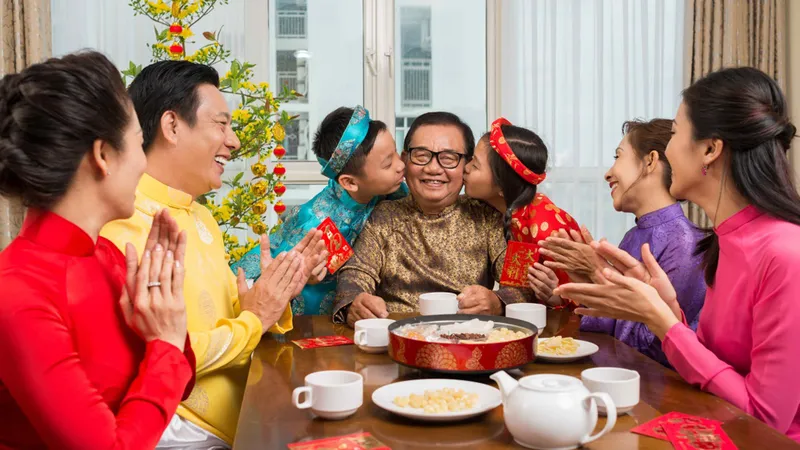 Xuân đoàn tụ, tết sum vầy
