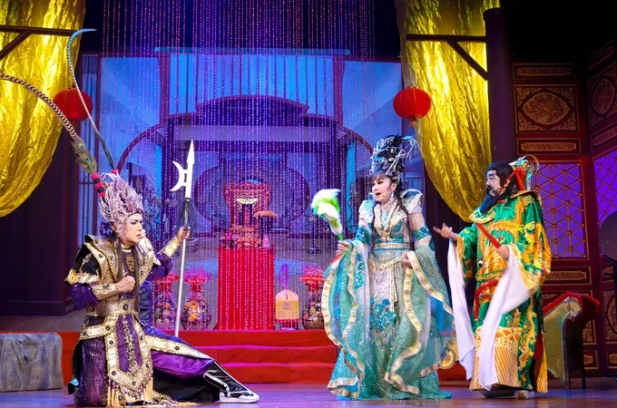 Phát triển cân bằng cho sân khấu cải lương