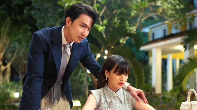 7 năm chưa cưới sẽ chia tay nhận nhiều sự so sánh với phiên bản gốc đã quá thành công. Ảnh: ĐPCC