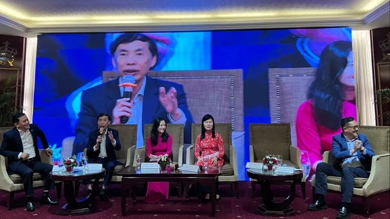 Nhiều chuyên gia chia sẻ ý kiến tại diễn đàn
