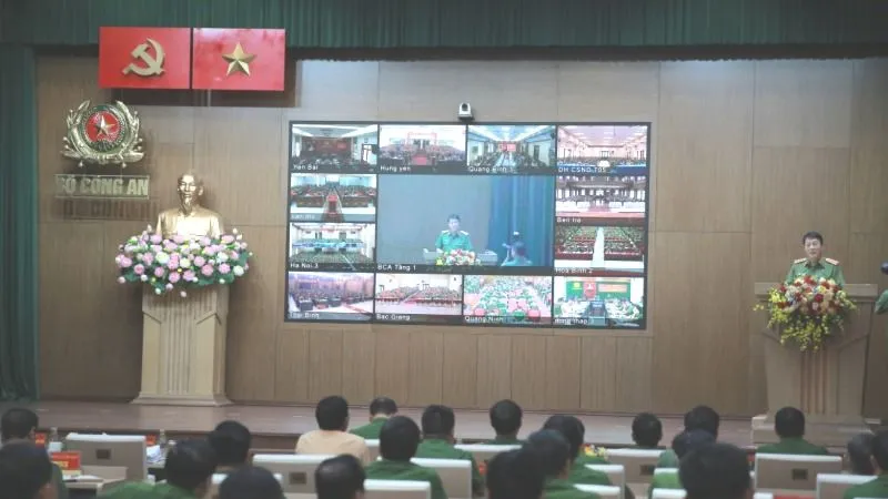Bộ trưởng Lương Tam Quang phát biểu tại hội nghị. Nguồn: CAND