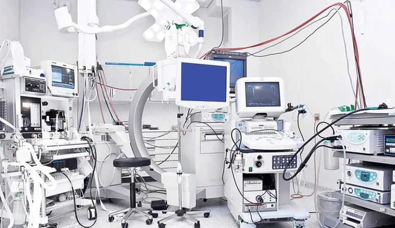 Nhiều thiết bị y tế sẽ phải kê khai giá từ năm 2025