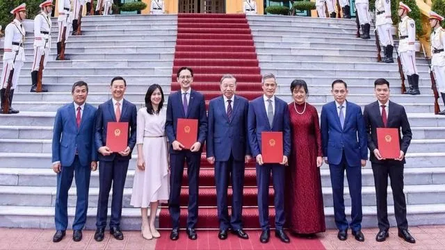 Tổng Bí thư, Chủ tịch nước trao quyết định bổ nhiệm Đại sứ Việt Nam tại Liên hợp quốc và các nước