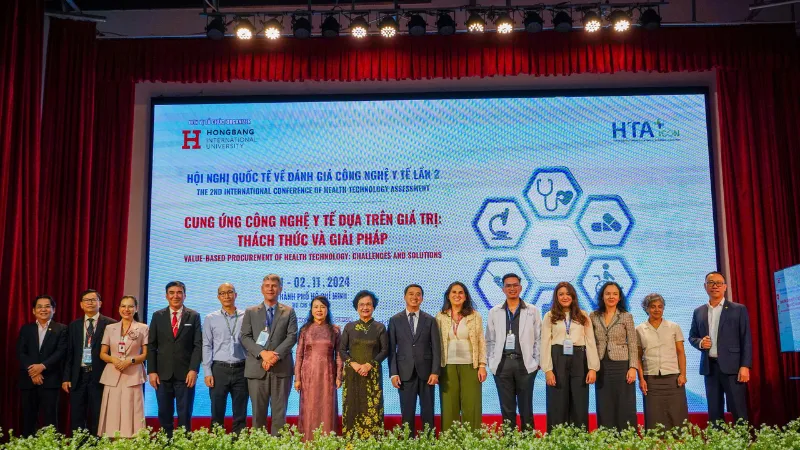 Đảm bảo người dân tiếp cận thiết bị y tế an toàn