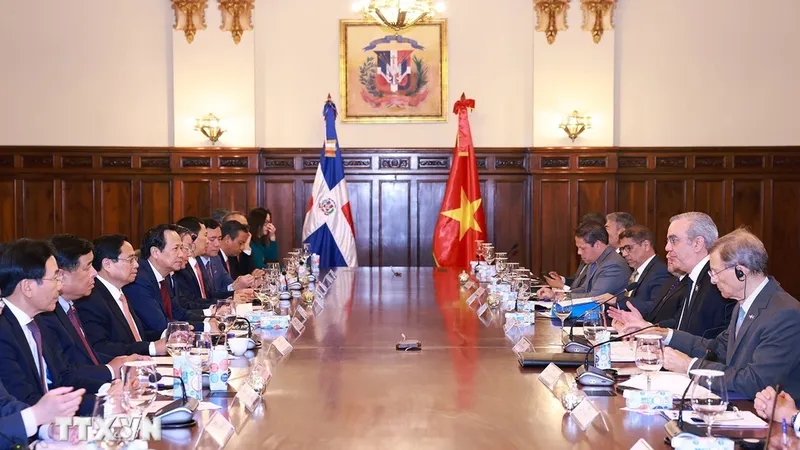 Thủ tướng Chính phủ Phạm Minh Chính hội đàm với Tổng thống Cộng hòa Dominicana Luis Abinader Corona