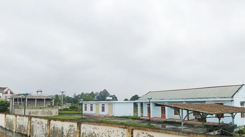 Nhà máy nước “đắp chiếu”