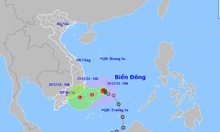 Bão số 10 giật cấp 10 đổi hướng di chuyển phức tạp