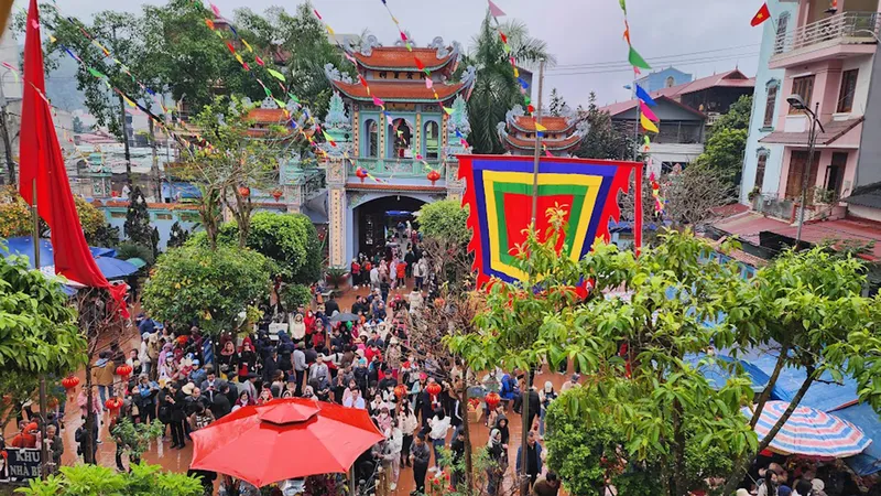 Lễ hội Đền Mẫu, thị trấn Đồng Đăng, tỉnh Lạng Sơn