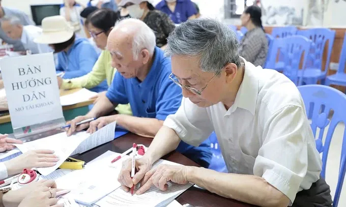 Cụ Trần Văn Mua đã ủy quyền cho con nhận tiền