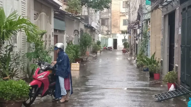 TPHCM tiếp tục có mưa trái mùa trong vài ngày tới