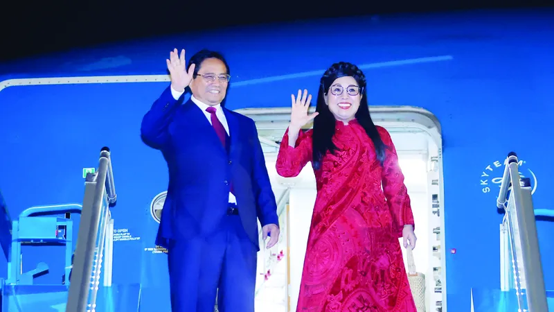 Thủ tướng Phạm Minh Chính và phu nhân lên đường thăm Malaysia