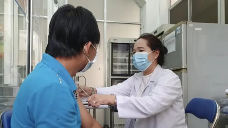 TPHCM: Số ca mắc Covid-19 tăng nhanh, đã có trường hợp tử vong