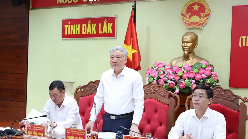 Phó Thủ tướng Thường trực Chính phủ Nguyễn Hòa Bình yêu cầu Đắk Lắk tập trung giải quyết, xử lý dứt điểm các vụ việc khiếu nại, tố cáo phức tạp, kéo dài trước ngày 30-6. Ảnh: VGP