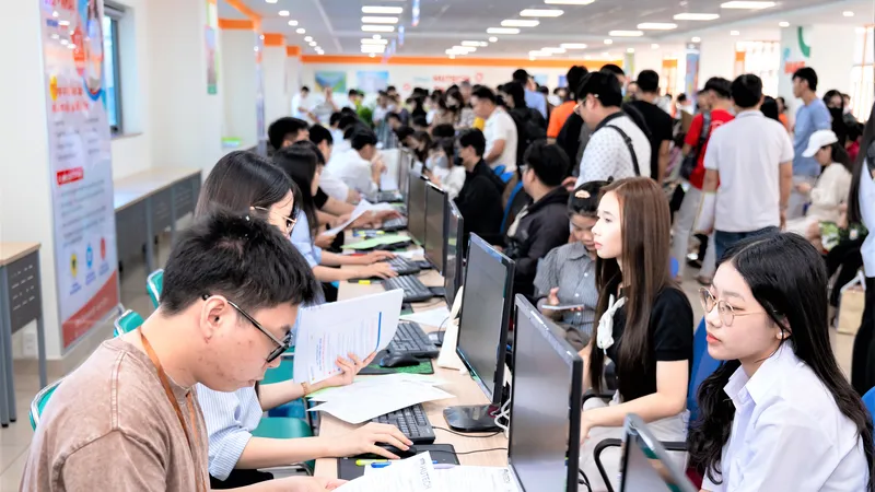 Tuyển sinh đại học năm 2025: Cơ hội cuối cho thí sinh ở “cuộc đua” xét tuyển bổ sung