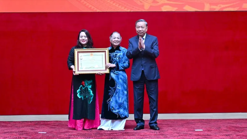 Truy tặng Thượng tướng Bùi Thiện Ngộ danh hiệu Anh hùng Lực lượng vũ trang nhân dân