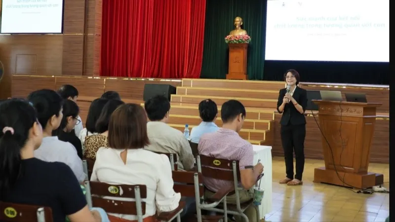 Trường học đồng hành cùng phụ huynh gia tăng kết nối với con cái