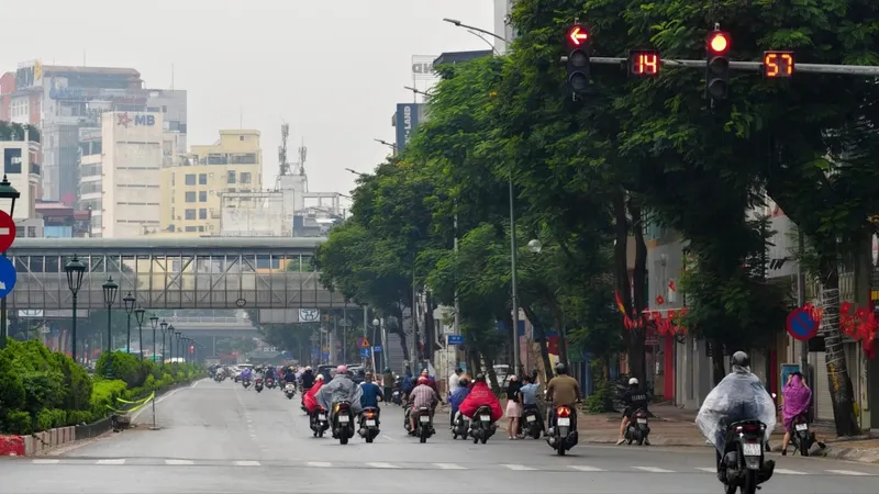 Bão số 11 suy yếu thành áp thấp nhiệt đới, dự báo Hà Nội mưa to về đêm