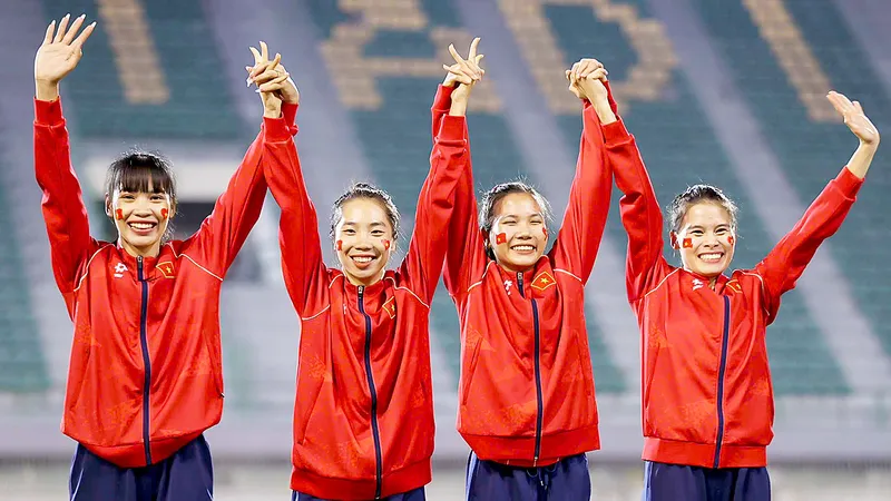 Tổ tiếp sức 4x400m nữ giành HCV tại SEA Games 33. Ảnh: DŨNG PHƯƠNG