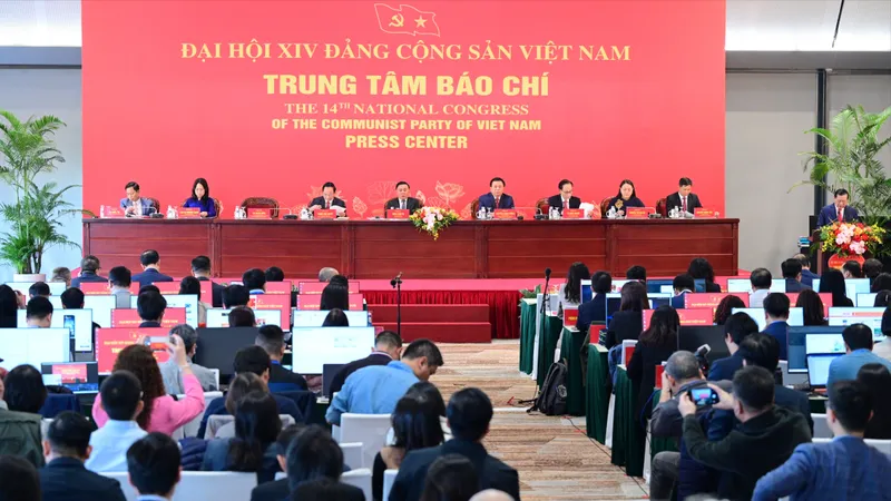 Họp báo về Đại hội đại biểu toàn quốc lần thứ XIV của Đảng. Ảnh: ĐỖ TRUNG