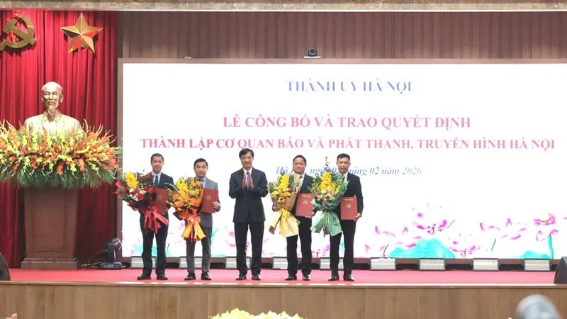 Ra mắt cơ quan Báo và Phát thanh, Truyền hình Hà Nội
