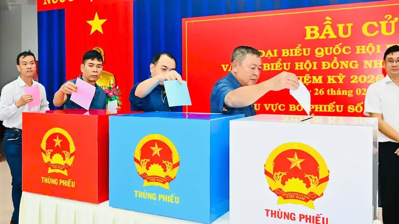 Gửi gắm niềm tin qua từng lá phiếu