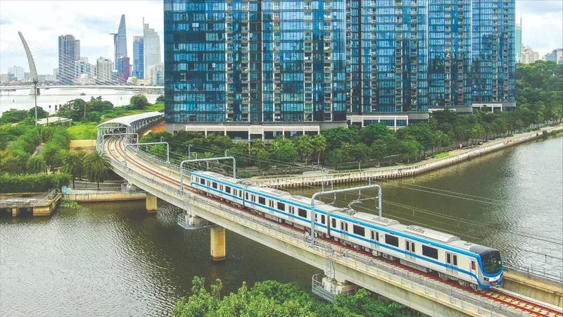 Các chuyên gia thảo luận tại hội thảo Quốc tế với chủ đề “TOD với phát triển đường sắt đô thị”. Ảnh: THANH HIỀN