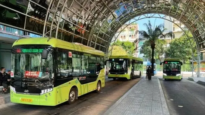 TPHCM: Thẩm tra đề xuất miễn vé 135 tuyến xe buýt, miễn phí hạ tầng cảng biển
