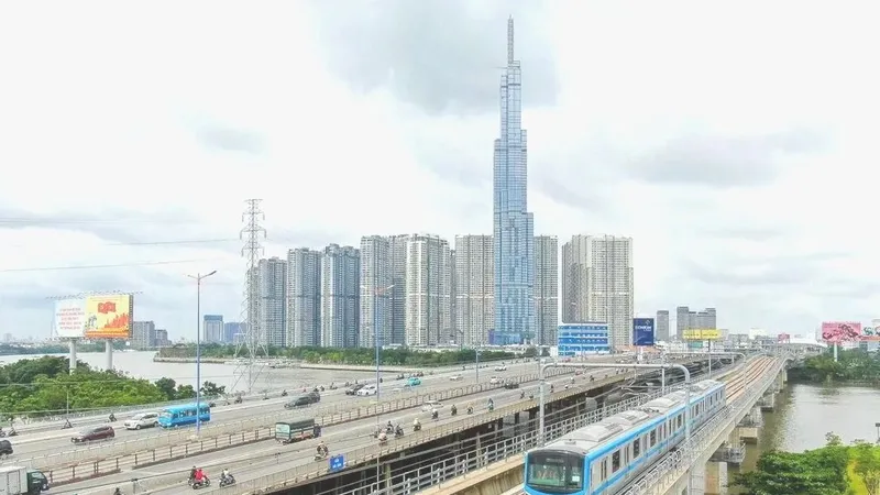 Đặt hạ tầng chiến lược vào đúng vị trí ưu tiên