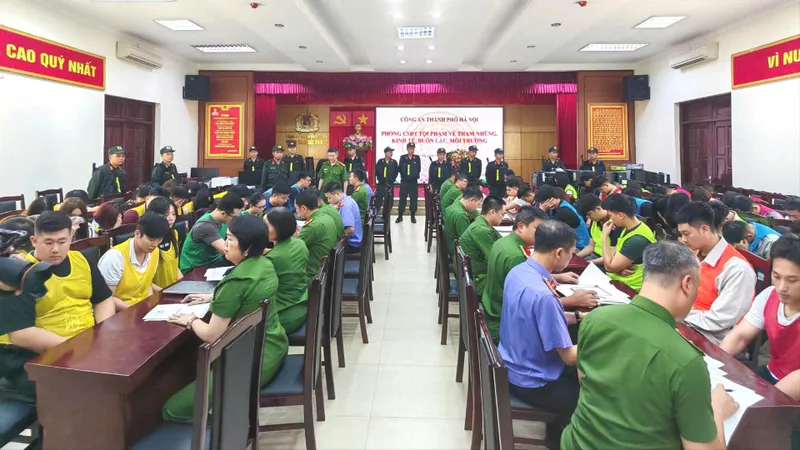 Cơ quan công an làm việc với các đối tượng liên quan đến vụ án. Ảnh: CACC