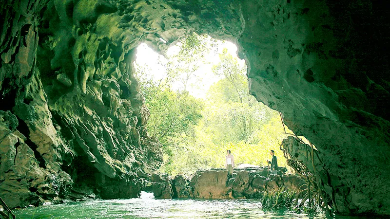 Bối cảnh mãn nhãn trong Người bất tử