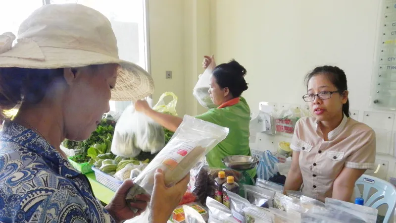 Doanh nghiệp giới thiệu hàng nội địa đến người tiêu dùng