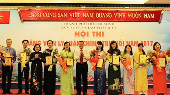 Thi giảng viên lý luận chính trị giỏi năm 2017