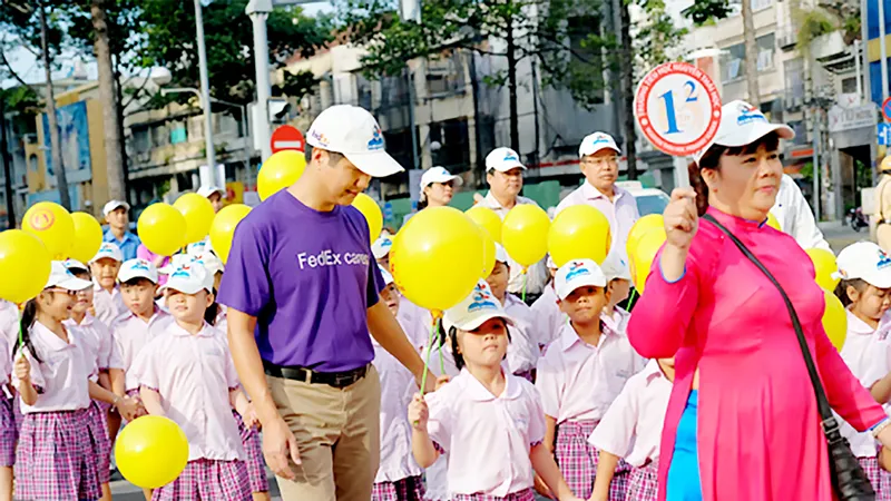 Tháng Quốc tế đi bộ đến trường 2017
