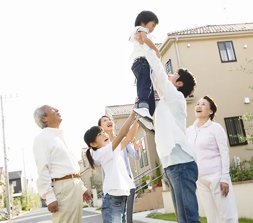 Cha mẹ hãy luôn lắng nghe, chia sẻ cùng con cái