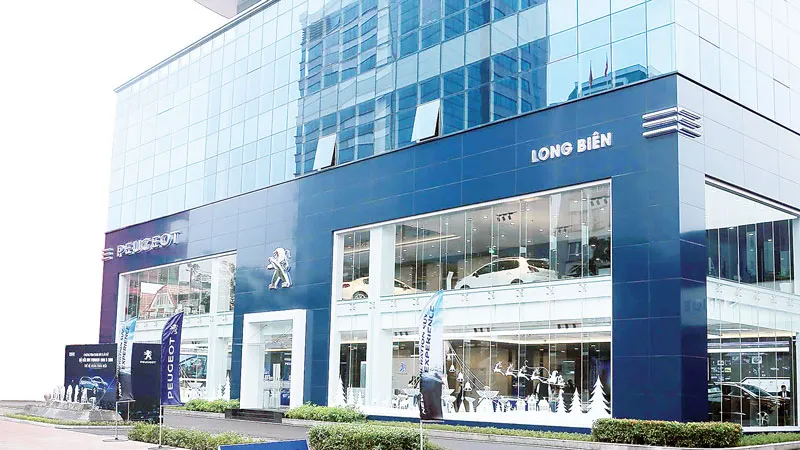 Showroom Peugeot Long Biên được xây dựng sang trọng và hiện đại