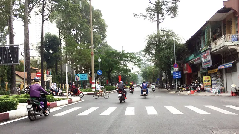 Mặt đường được thay áo mới
