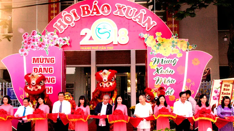 Cần Thơ khai mạc Hội báo Xuân Mậu Tuất 2018