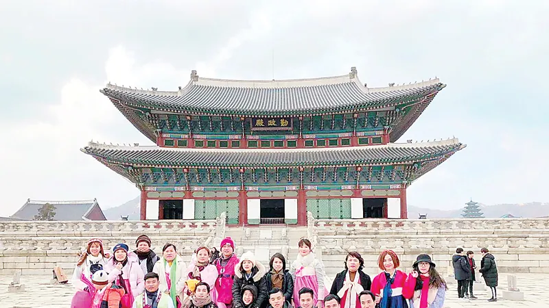Đoàn khách TST tourist tại Hàn Quốc