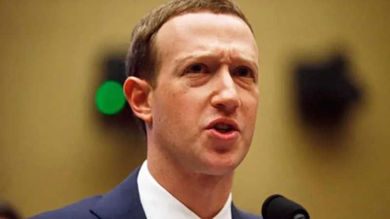 CEO Facebook Mark Zuckerberg tại buổi điều trần trước Hạ viện. (Nguồn: Reuters)